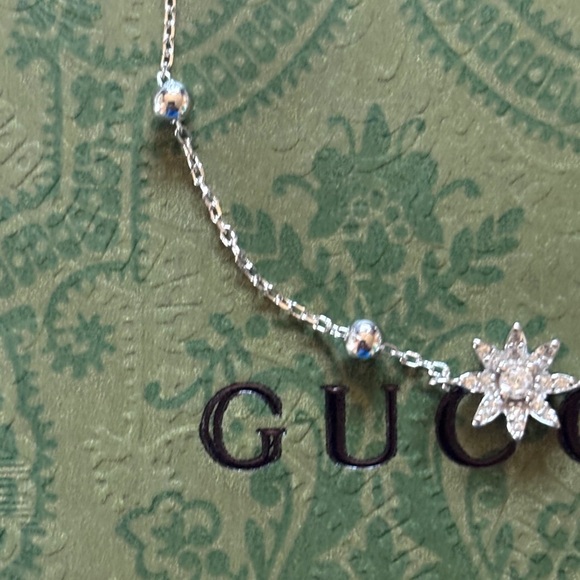 Gucci Flora Diamond Charm Bracelet Sterling Silver - Picture 7 of 12